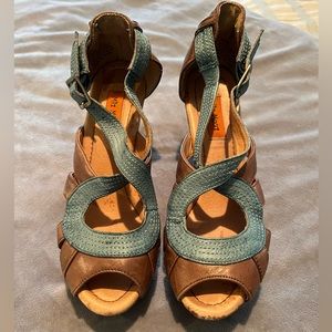 Miz Mooz wedge sandals size 6